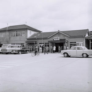昭和40年12月の湯本駅舎