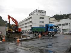 正面玄関前の工事風景