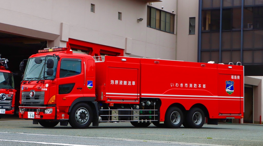 泡原液搬送車