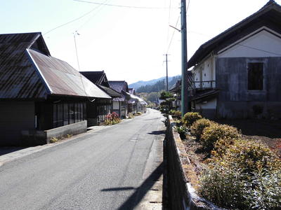 現在の三和町上市萱