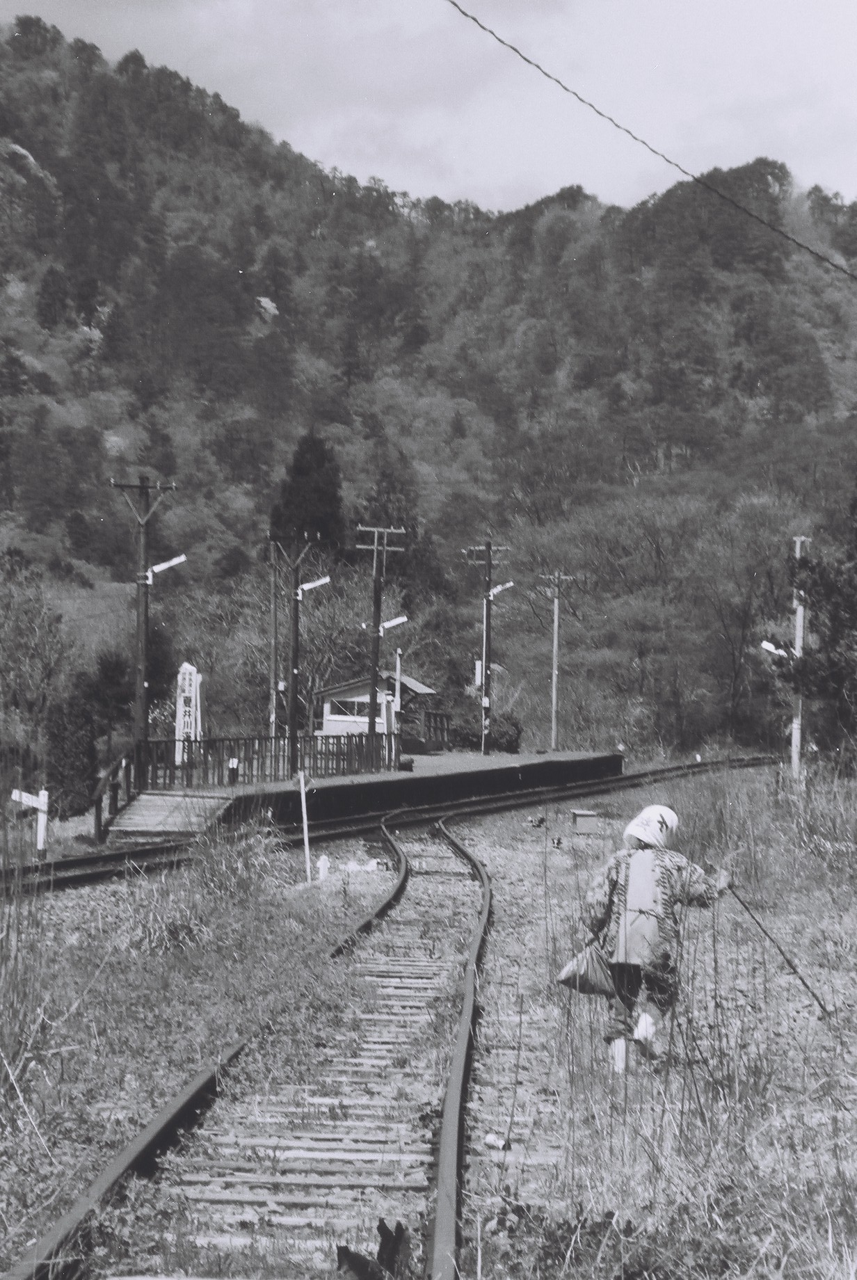 09 江田駅を旧退避線から見る(昭和63年4月、いわき市撮影)