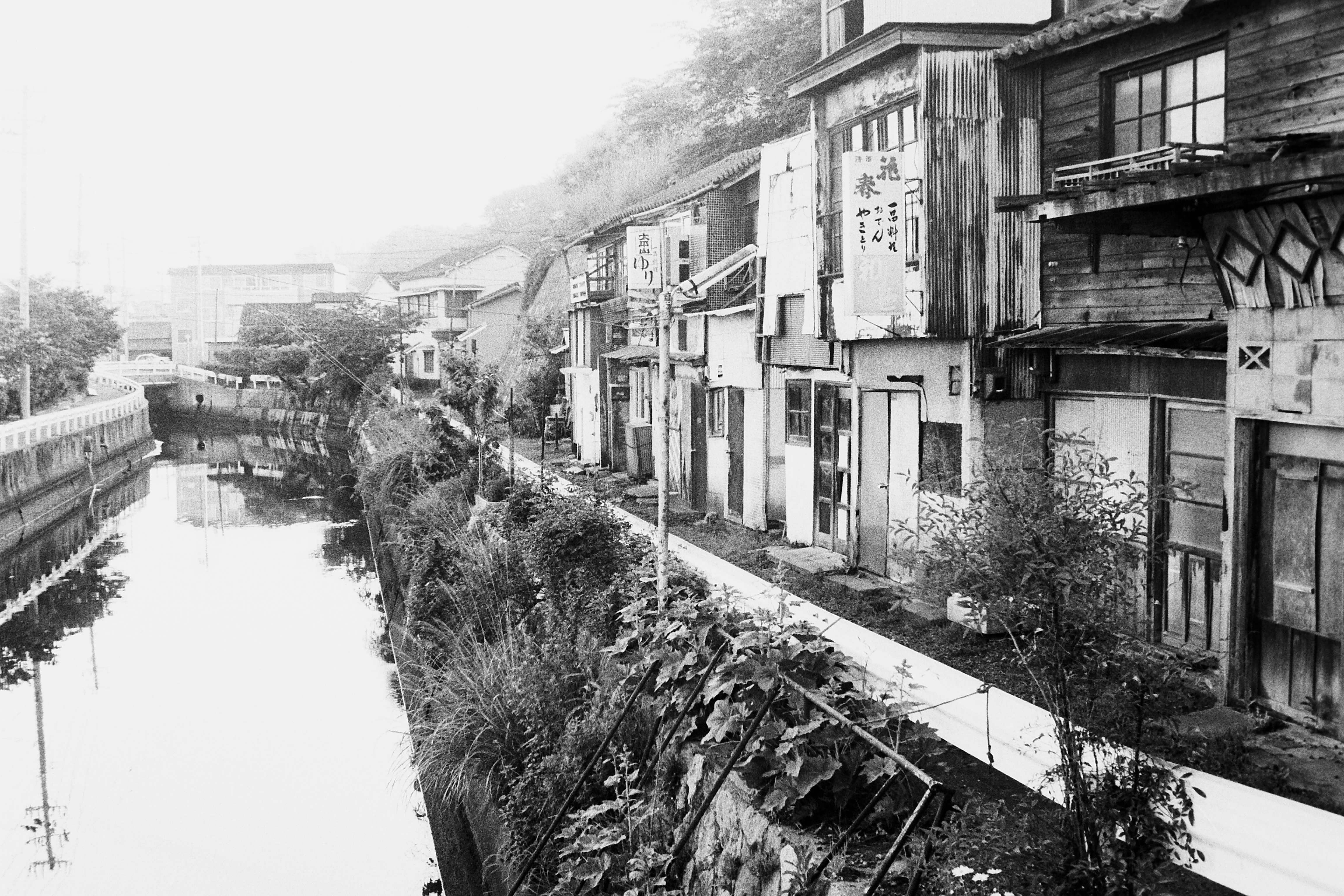 小名浜字古湊を流れる小名川を下流から見る(平成7年5月、いわき民報社撮影)