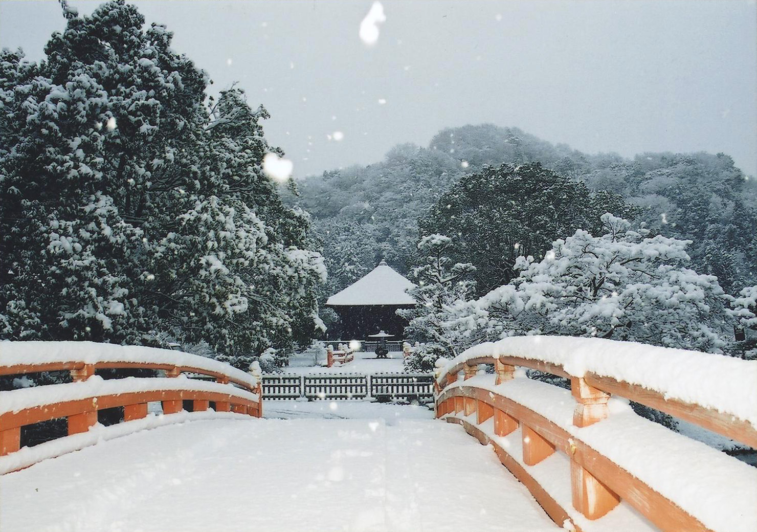 18 白水阿弥陀堂の雪景色(平成14年12月、いわき市撮影)