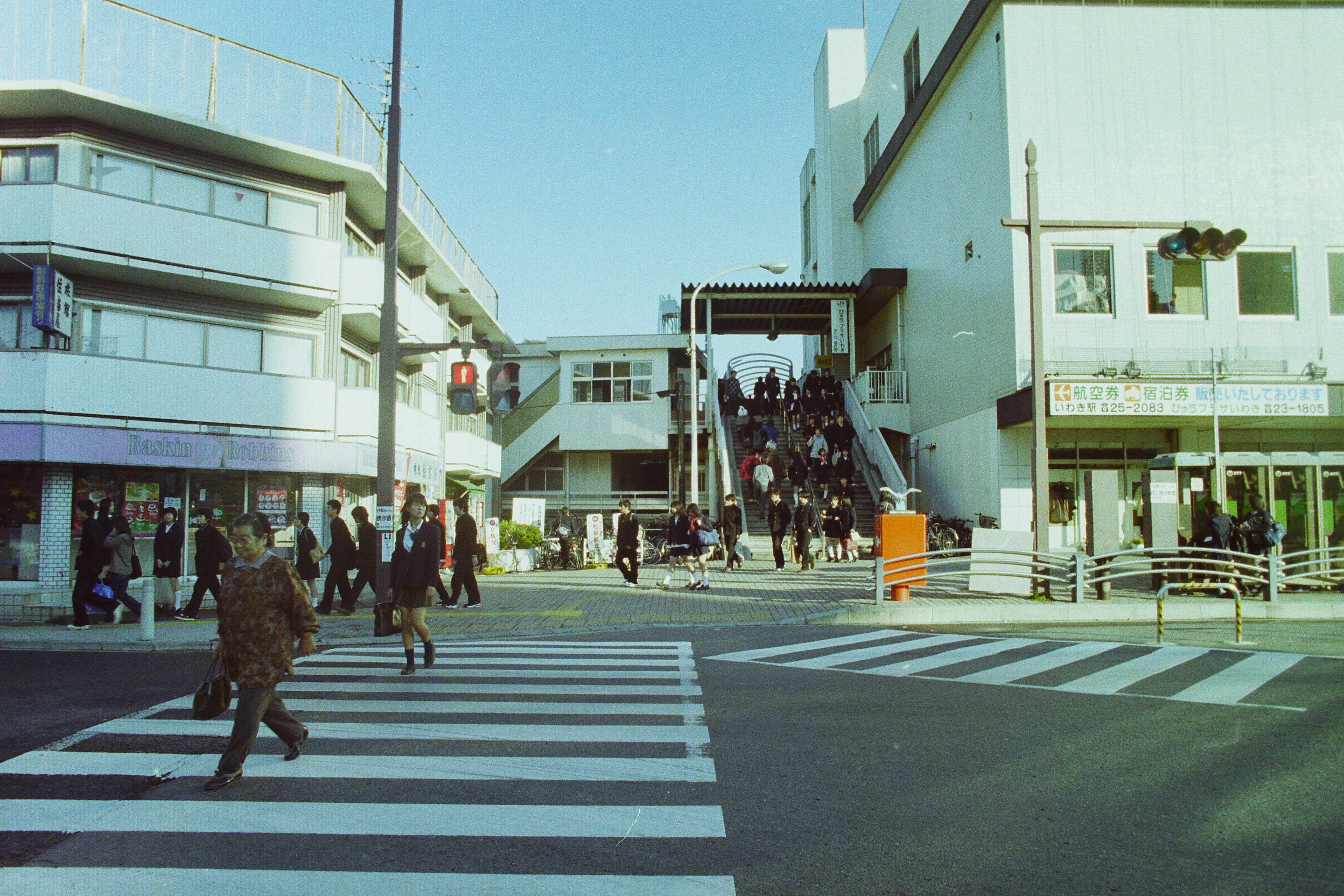 15 いわき駅前（2）(平成11年11月、いわき市撮影)