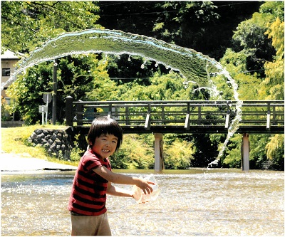 水のトンネル