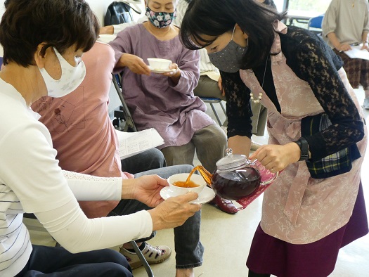 フルーツティーも試飲