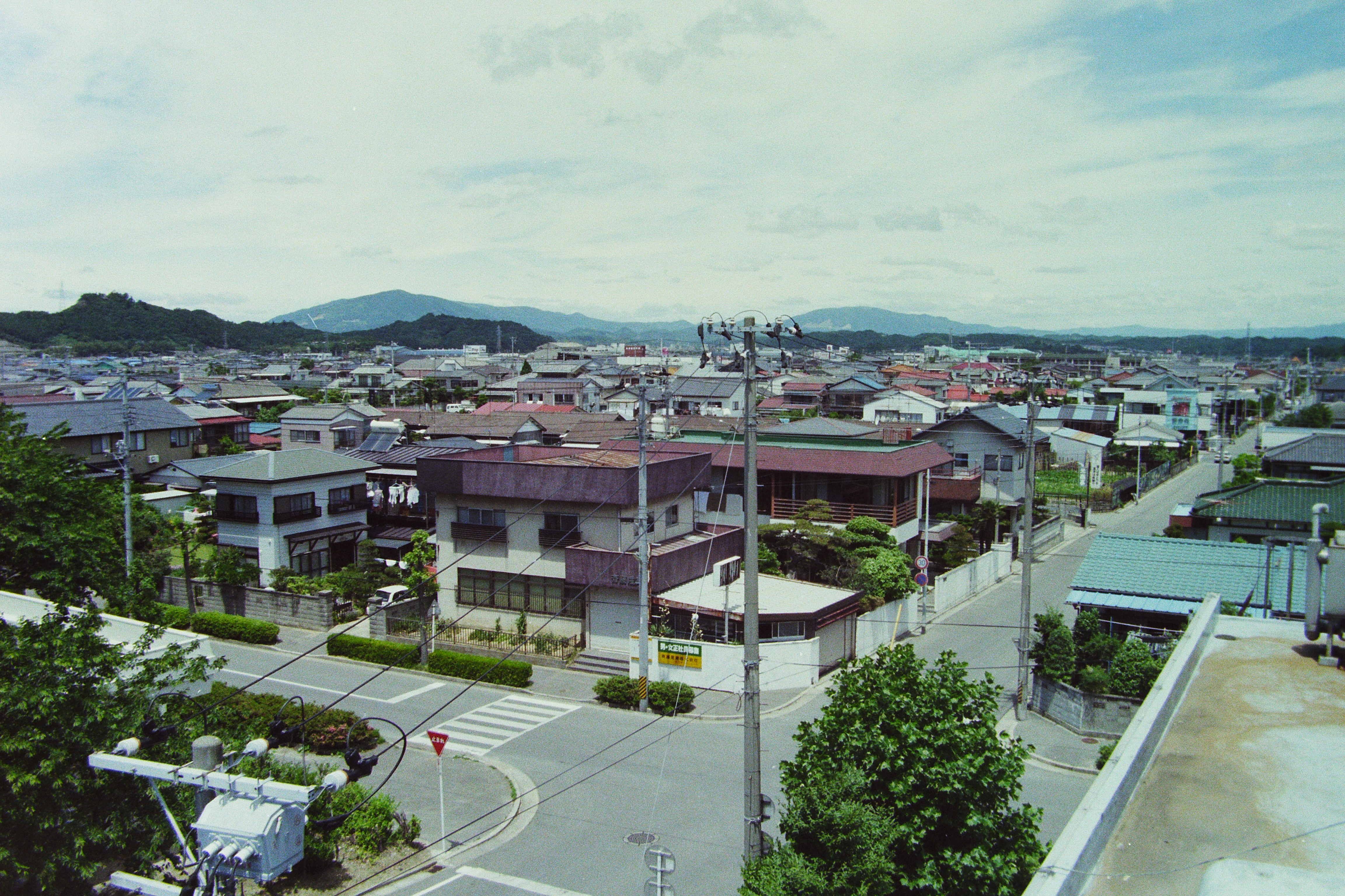 小名浜市民会館屋上から北西を望む〔平成8(1996)年、いわき市撮影〕