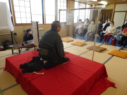 話の佳境は目が離せない