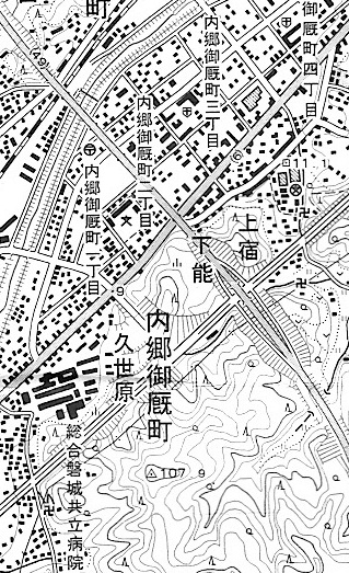 交通の要所として朝夕を中心に混雑する番匠地交差点　〔1.25,000地形図　平(平成18年更新  国土地理院発行〕