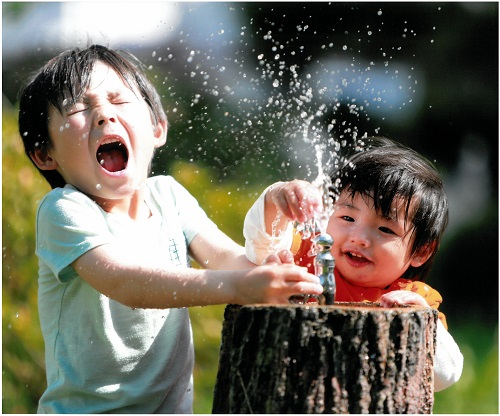 優秀賞　楽しい水遊び