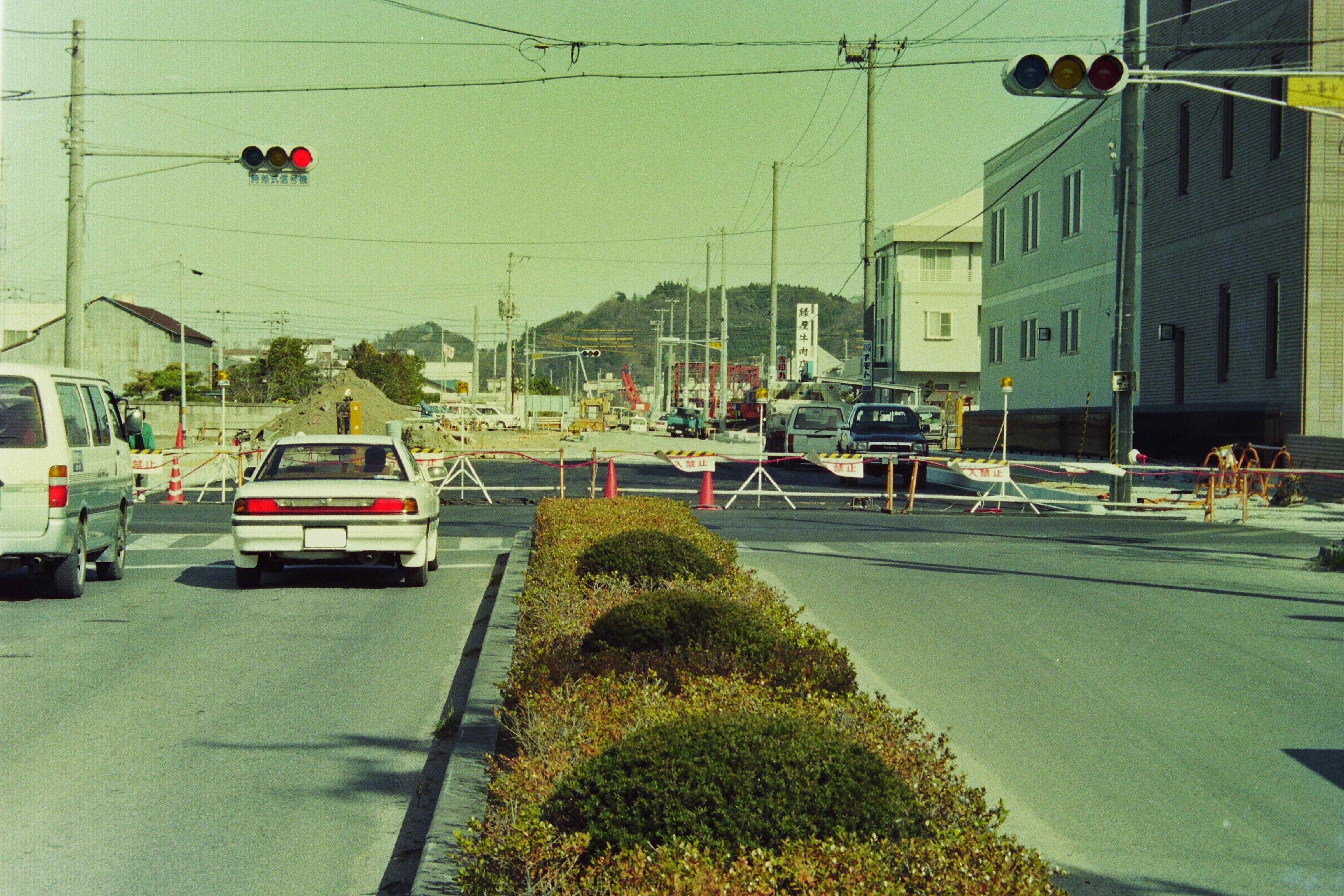 13.都市計画道路内郷駅-平線の谷川瀬地内から東方を見る(平成5年3月、いわき市撮影)