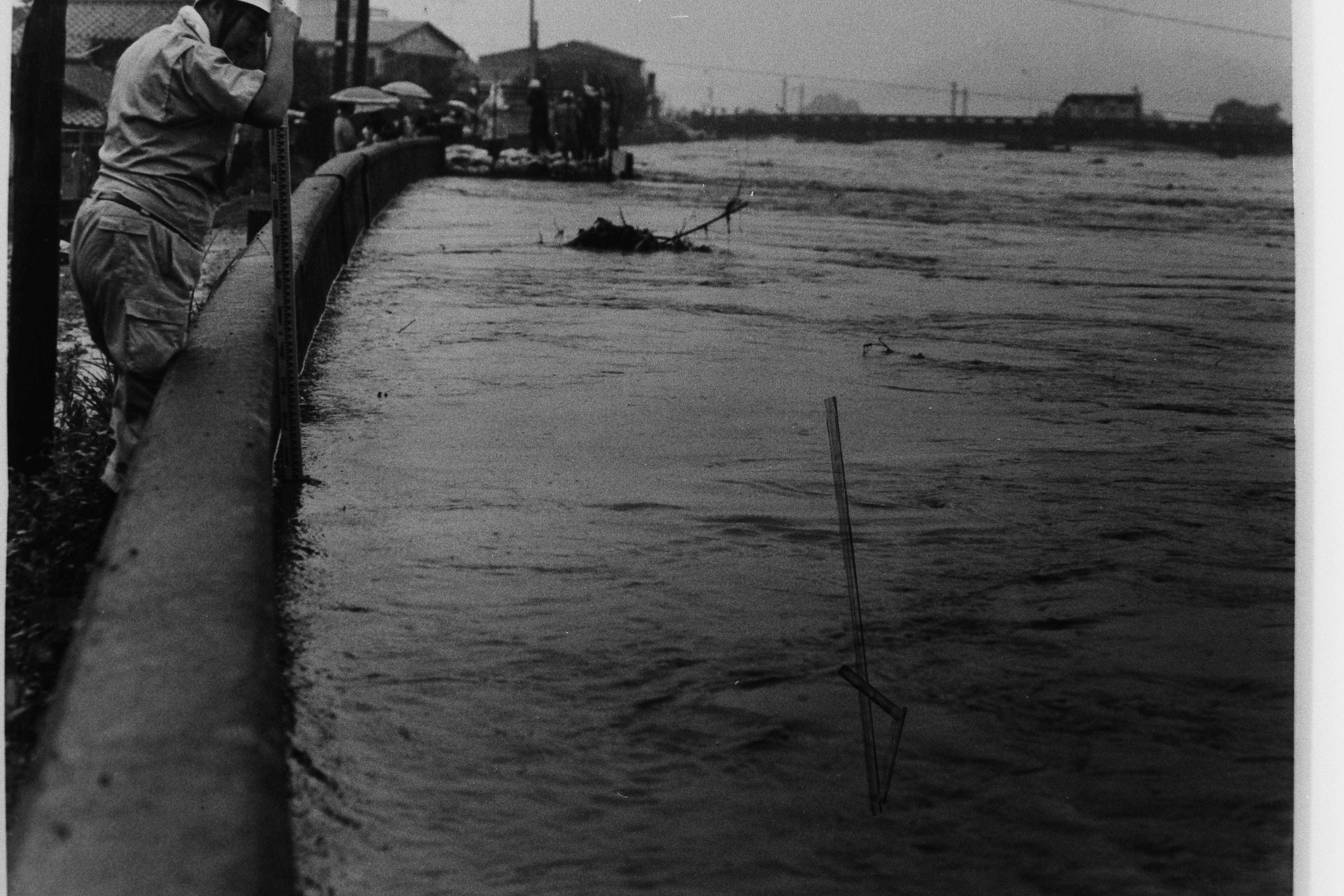 10.■写真3-3  平夏井川(昭和61年8月5日、酒井貢氏提供)