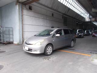 市場を出発していきました