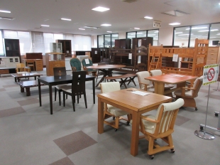 第5回提供用の修理再生木製家具