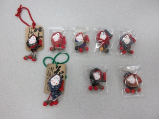 福を呼ぶおかめブローチ作り教室写真