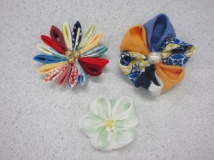 つまみ細工作品写真 つまみ細工