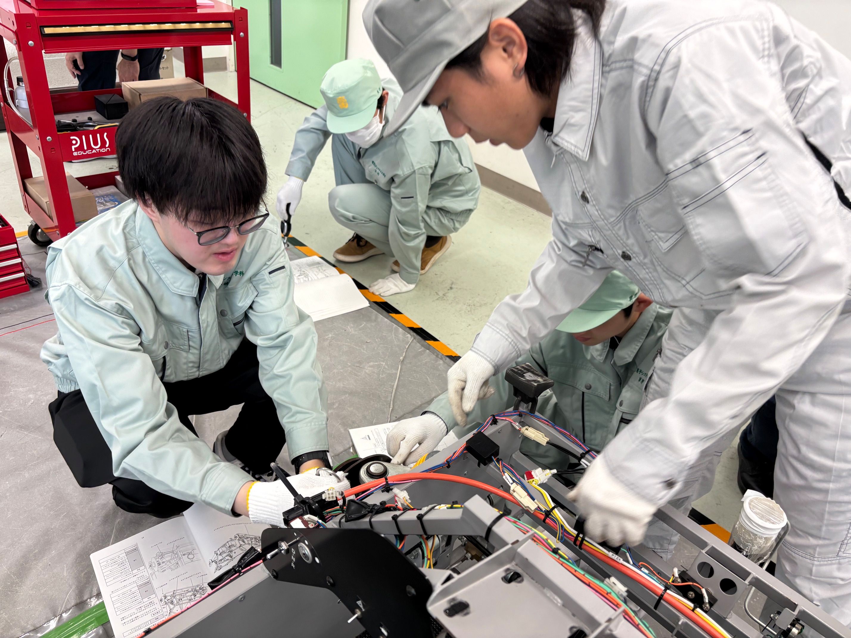 PIUS04
