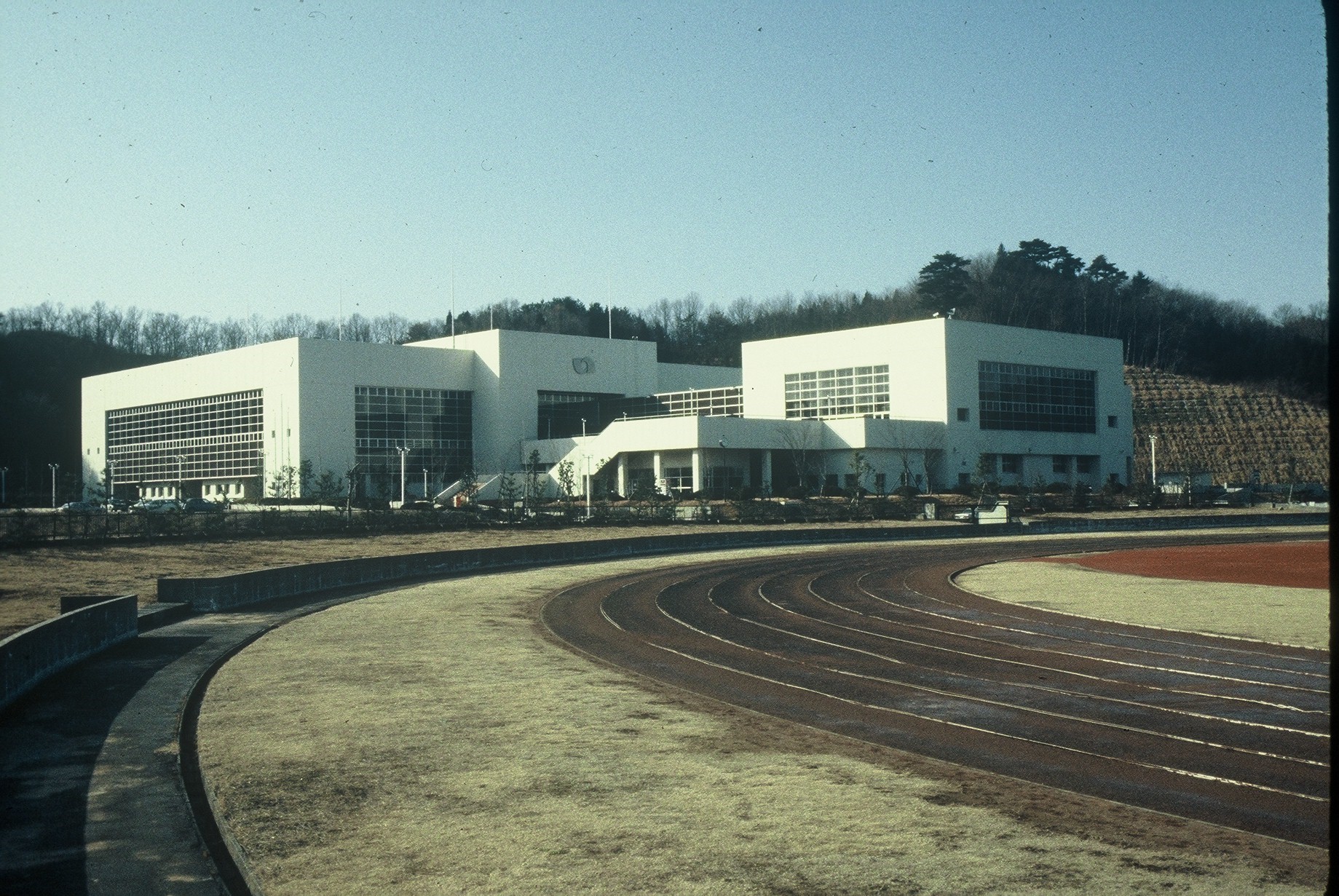 市立総合体育館(昭和58年6月、いわき市撮影)